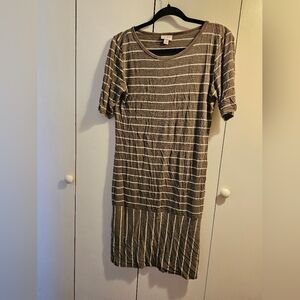 medium Lularoe Julia Dress